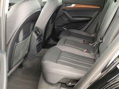 Certified 2023 Audi Q5 2.0T Premium w/ Convenience Package image 28