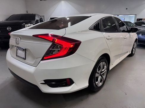 Used 2018 Honda Civic LX image 3
