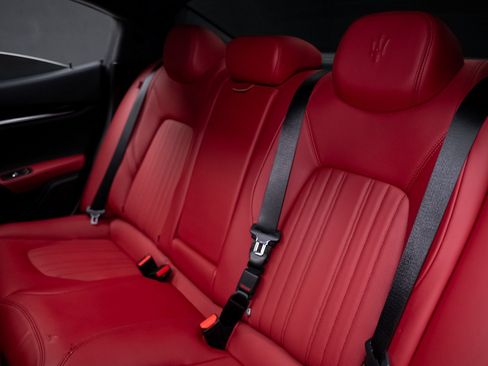 Used 2022 Maserati Ghibli Modena image 70