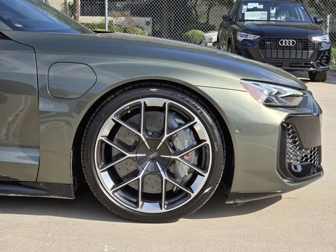 New 2026 Audi RS e-tron GT performance image 11