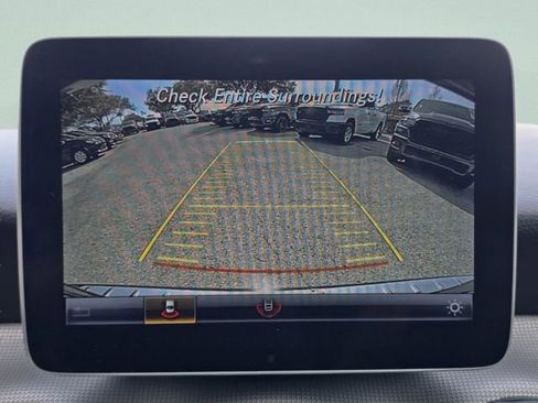 Used 2020 Mercedes-Benz GLA 250 image 26