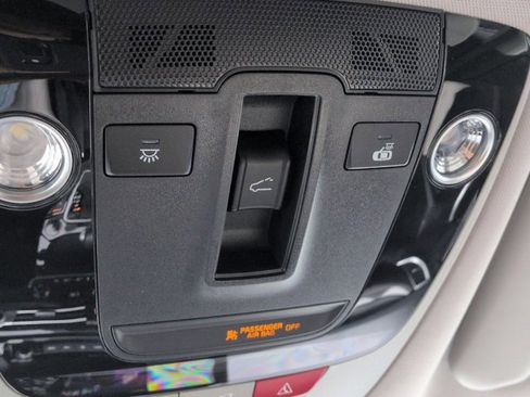 Used 2023 Kia Seltos EX image 21