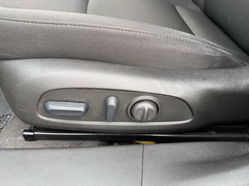 Used 2024 Chevrolet Malibu LT image 19