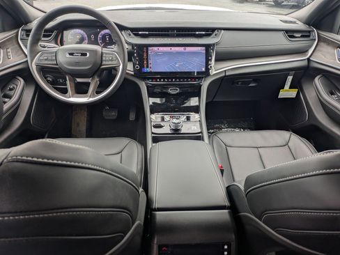 New 2026 Jeep Grand Cherokee L Limited image 22