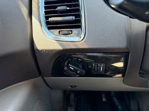 Used 2012 Dodge Durango Crew w/ Leather Interior Group AWD/4WD image 32