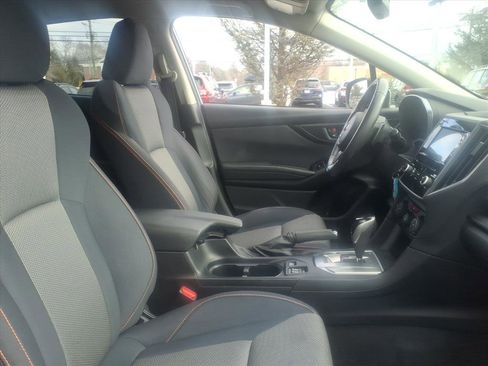 Used 2019 Subaru Crosstrek 2.0i Premium image 11