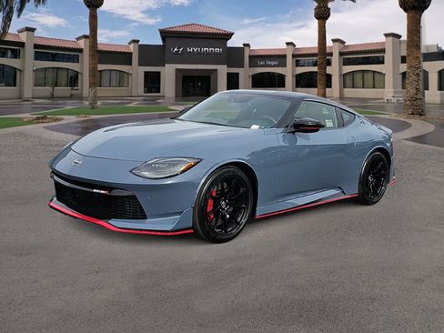 Used 2024 Nissan Z NISMO w/ Floor Mat Package RWD image 4