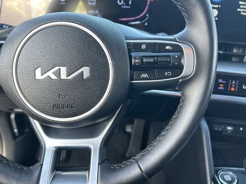 Used 2023 Kia Sportage EX AWD/4WD image 21