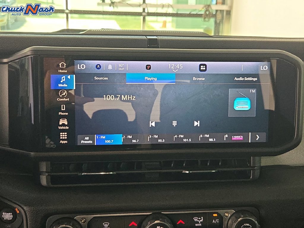 Used 2024 Jeep Gladiator Sport AWD/4WD image 19