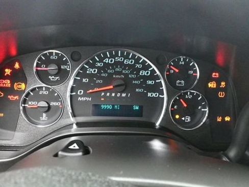 Used 2024 Chevrolet Express 3500 LS RWD image 23