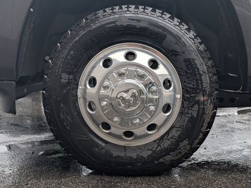 New 2026 RAM 3500 Big Horn w/ Laramie Trim Package AWD/4WD image 4