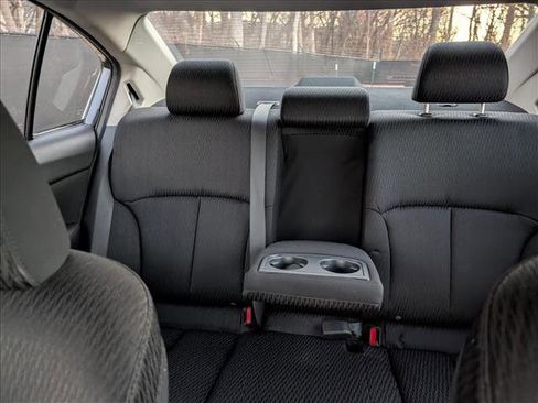 Used 2012 Subaru Legacy 2.5i image 16