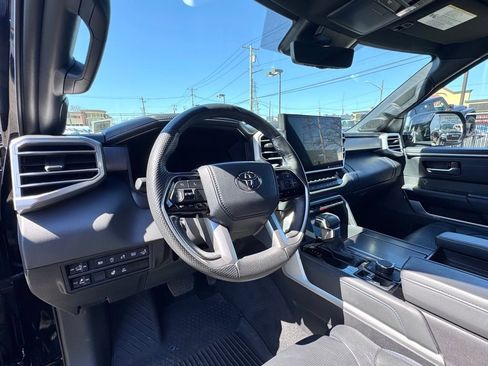Used 2024 Toyota Tundra Platinum AWD/4WD image 13