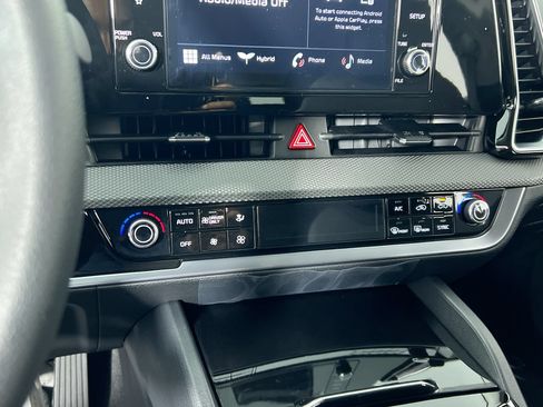 New 2026 Kia Sportage LX FWD image 25