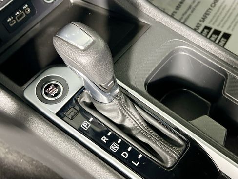 Used 2024 Nissan Sentra SV FWD image 24