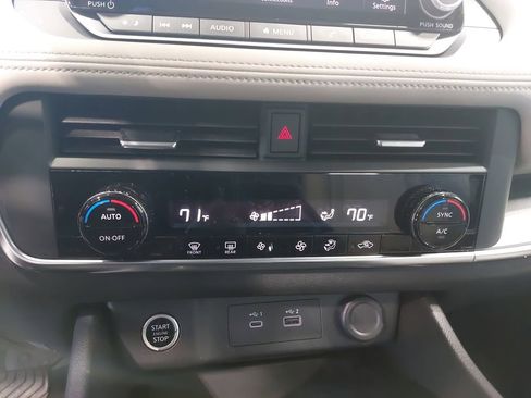 Certified 2023 Nissan Rogue SV AWD/4WD image 20