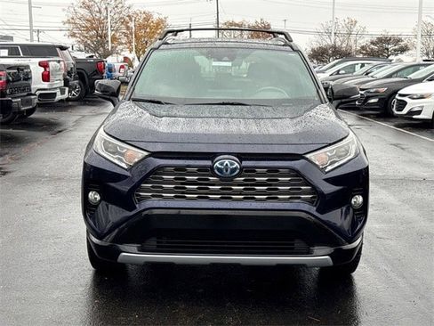 Used 2020 Toyota RAV4 XSE image 9