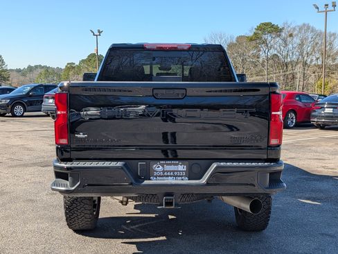 Used 2025 Chevrolet Silverado 2500 High Country w/ High Country Premium Package image 8