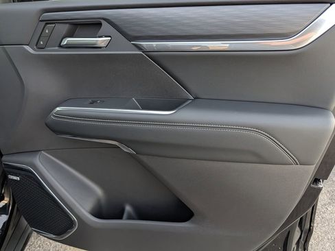 New 2026 GMC Acadia Elevation w/ Black Edition FWD image 35