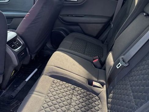 Used 2020 Chevrolet Blazer LT image 3