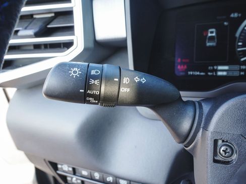 Used 2024 Toyota Tundra Platinum image 21