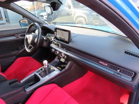Used 2023 Honda Civic Type R image 19