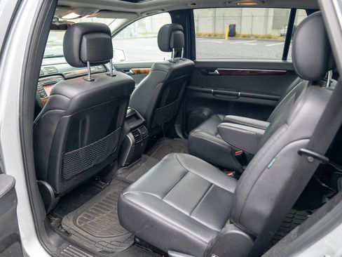 Used 2011 Mercedes-Benz R 350 4MATIC image 20