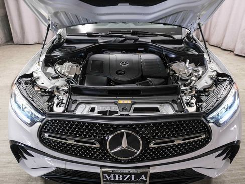 Certified 2026 Mercedes-Benz GLC 300 image 32