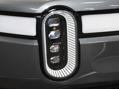 Used 2022 Rivian R1S Launch Edition image 58