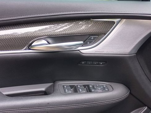 Used 2021 Cadillac XT5 Sportv AWD/4WD image 13