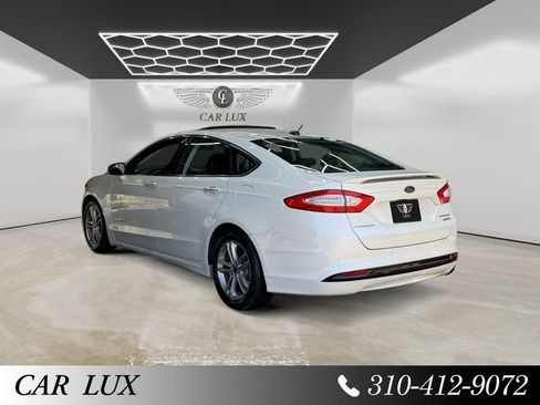 Used 2016 Ford Fusion Titanium FWD image 3