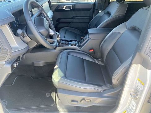 New 2026 Ford Bronco Outer Banks image 12