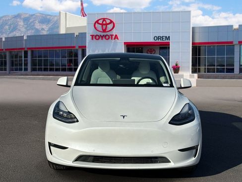 Used 2021 Tesla Model Y Long Range AWD/4WD image 2