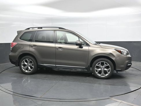 Used 2017 Subaru Forester 2.5i Touring w/ Protection Package #2 AWD/4WD image 3