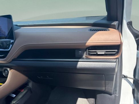 Used 2024 Toyota Grand Highlander AWD Hybrid image 29