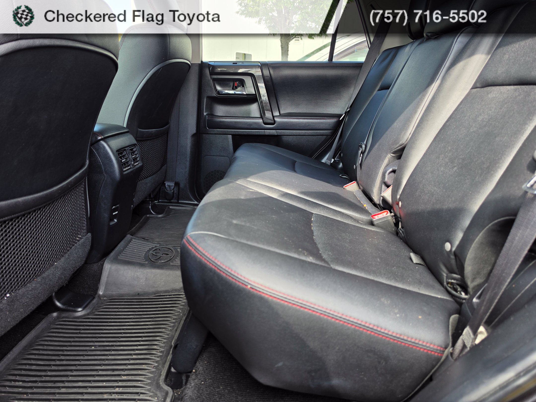 Used 2018 Toyota 4Runner TRD Off-Road Premium w/ TRD Performance Package AWD/4WD image 21