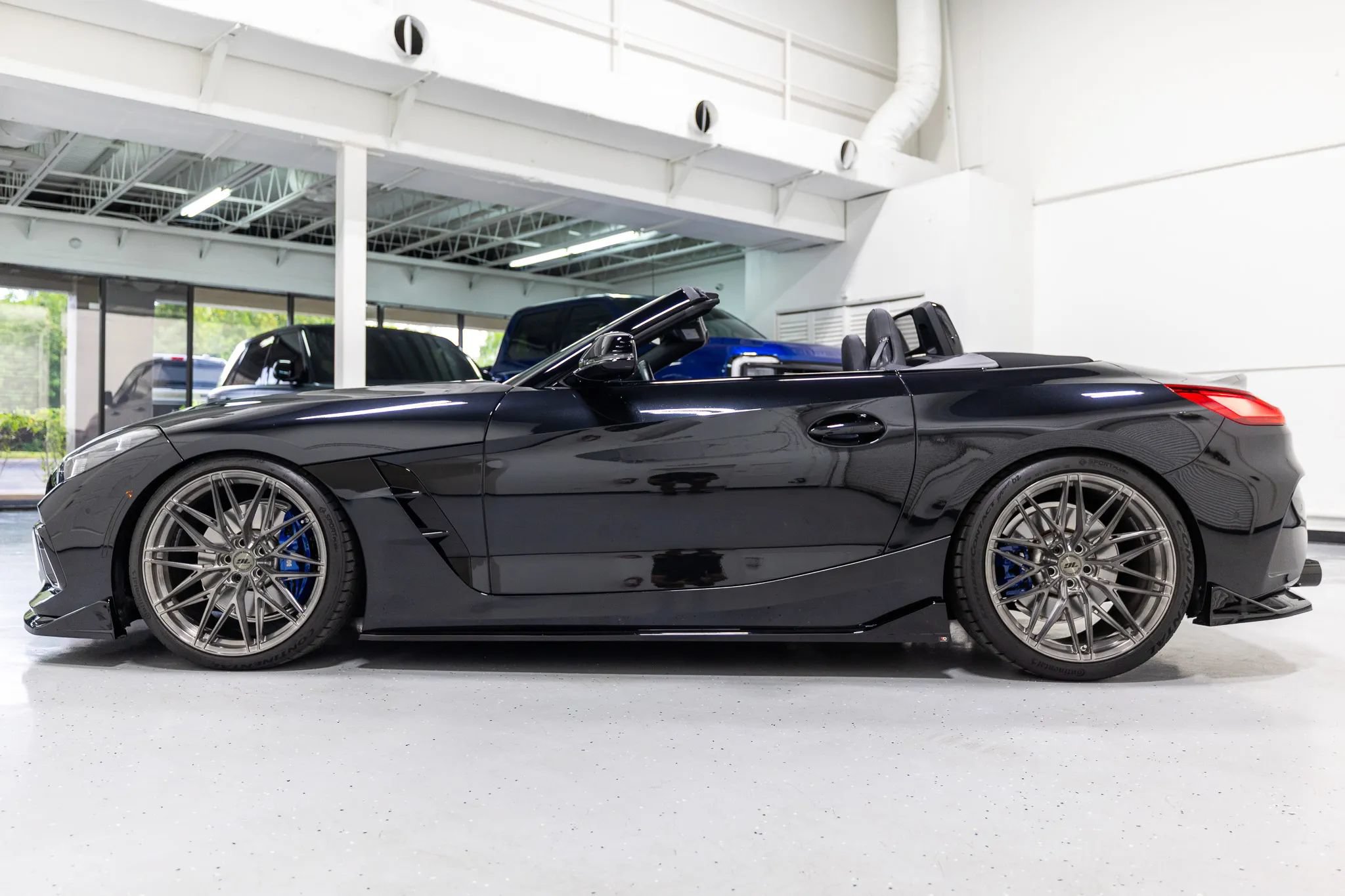 Used 2023 BMW Z4 M40i w/ Premium Package RWD image 12