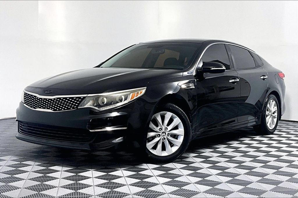 Used 2016 Kia Optima EX FWD image 2