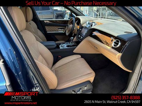 Used 2019 Bentley Bentayga AWD/4WD image 10