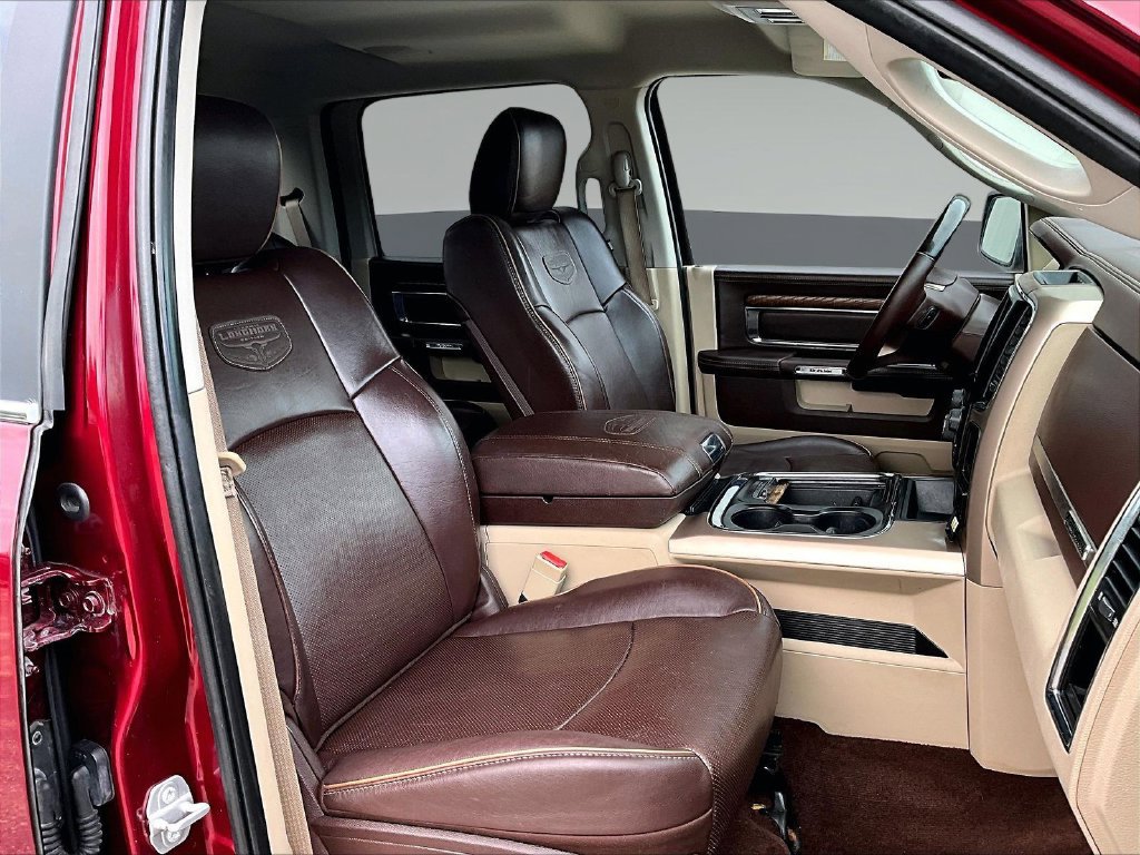 Used 2018 RAM 1500 Laramie Longhorn AWD/4WD image 32