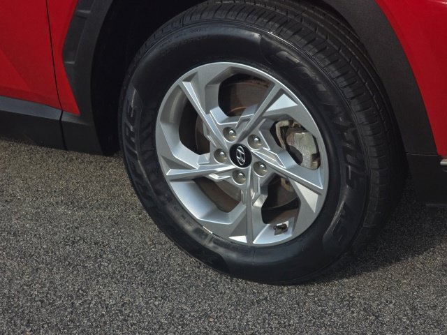 Used 2022 Hyundai Tucson SE w/ Cargo Package AWD/4WD image 12