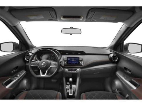 Used 2019 Nissan Kicks SR FWD image 11