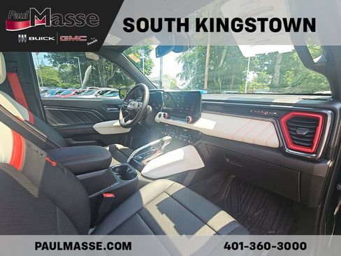 Used 2024 GMC Canyon AT4X AWD/4WD image 23