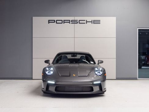 Certified 2022 Porsche 911 GT3 RWD image 10