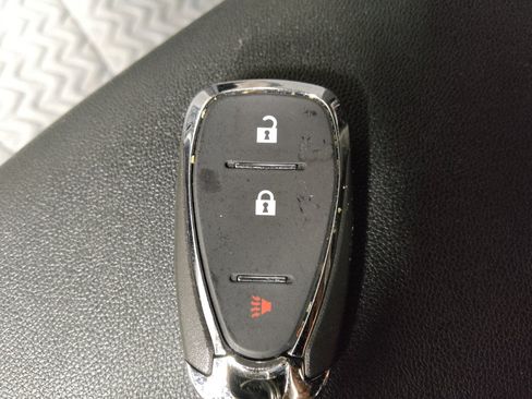 Used 2024 Chevrolet Equinox LS w/ LS Convenience Package FWD image 32