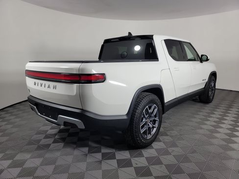 Used 2024 Rivian R1T Adventure AWD/4WD image 5