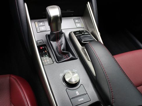 Used 2019 Lexus IS 350 F Sport image 50