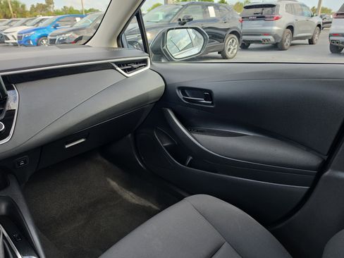 Used 2023 Toyota Corolla LE FWD image 10