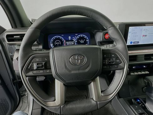 New 2026 Toyota 4Runner TRD Off-Road AWD/4WD image 11