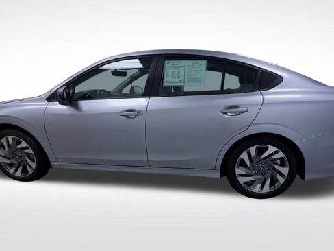 Used 2025 Subaru Legacy Limited AWD/4WD image 8